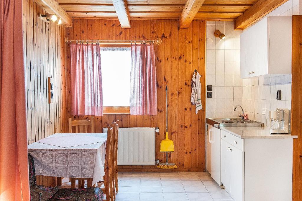 Alina Apartmanhaz Hévíz Rom bilde